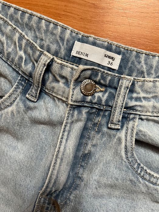 Джинси прямого крою