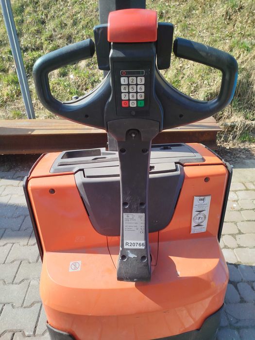 Wózek elektryczny Toyota BT STAXIO
