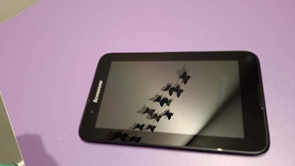Tablet Lenovo uszkodzony android
