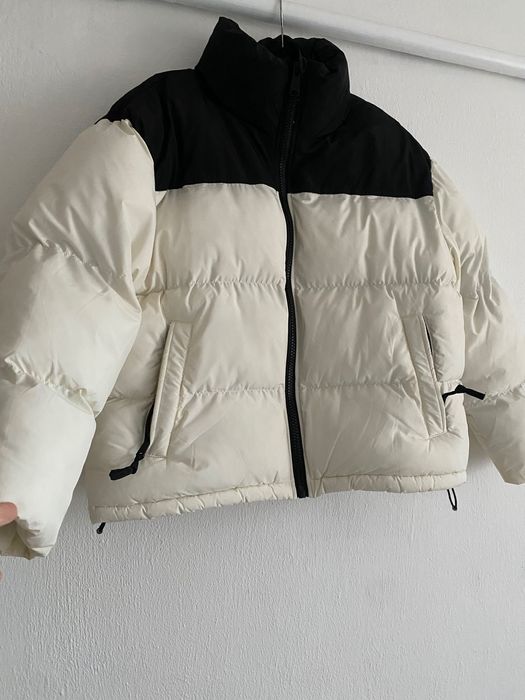 Демісезонна куртка, р.М