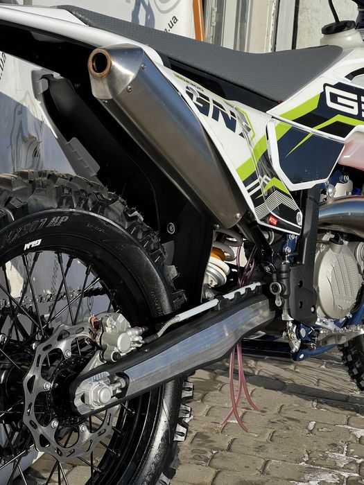 Мотоцикл Geon Dakar GNX 300 2T