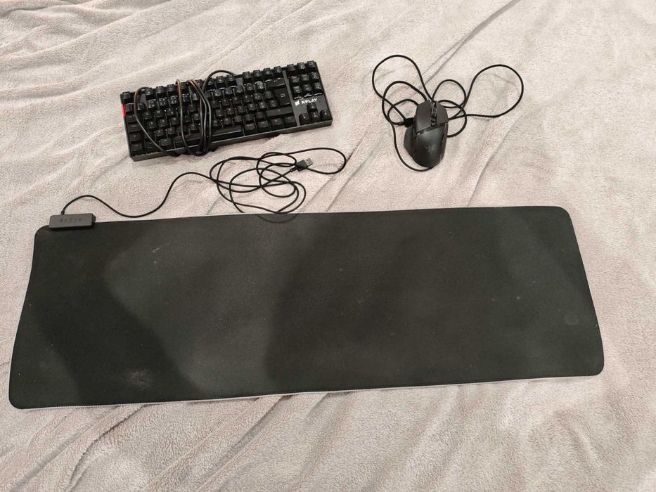 Pack Gaming Razer e Nplay (Teclado + Rato + Tapete) - Como Novo