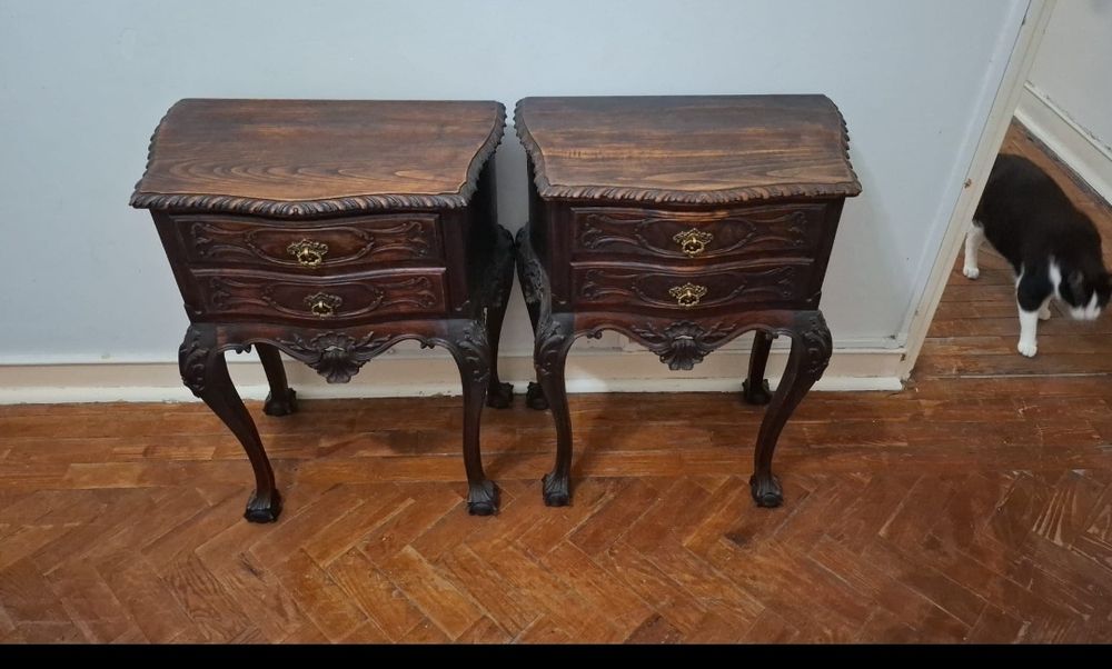 Duas cómodas estilo Luís XIV