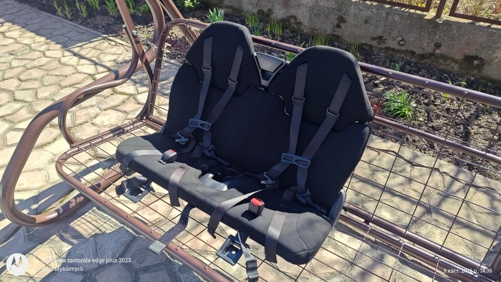 Додатковий ряд дитячих сидінь Tesla Model S оригінал нові 3 ряд