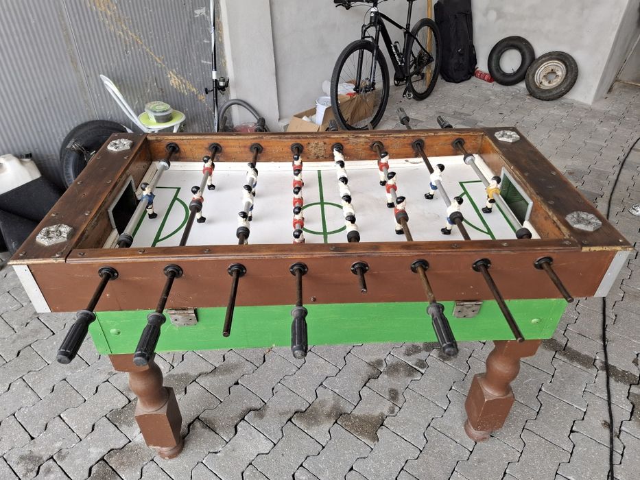 Mesa de matraquilhos como nova com moedeiro