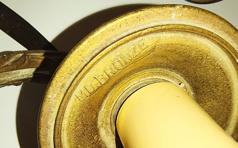 Para starych  kinkietów Brąz