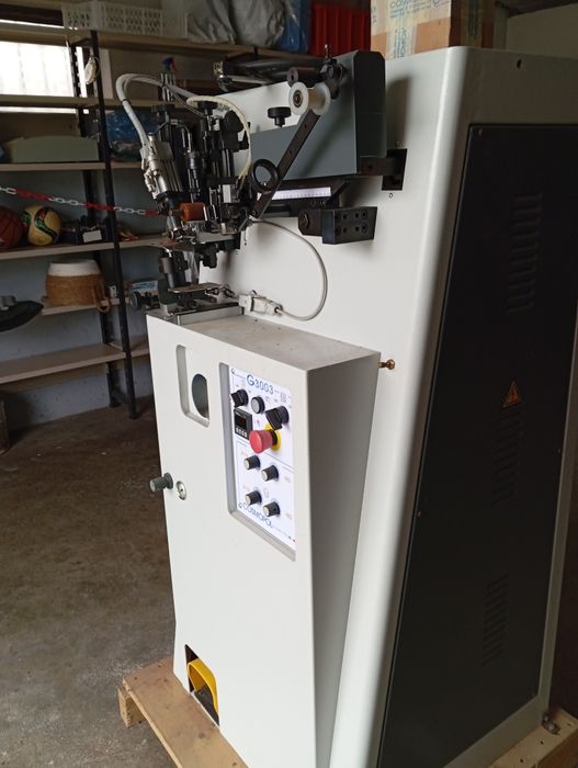 Máquina de meter Viras automática