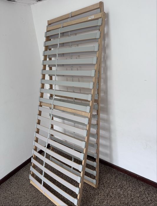Estrado ikea sultan