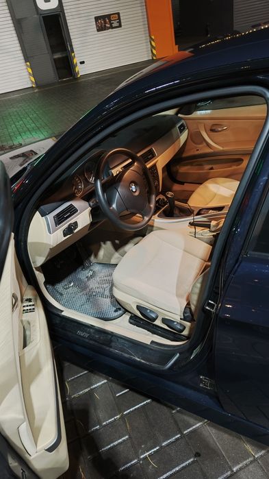 Продам bmw e90 318і