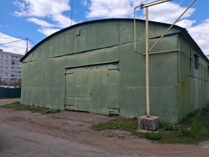 Продаж складського приміщення в центральній частині міста Сміла.