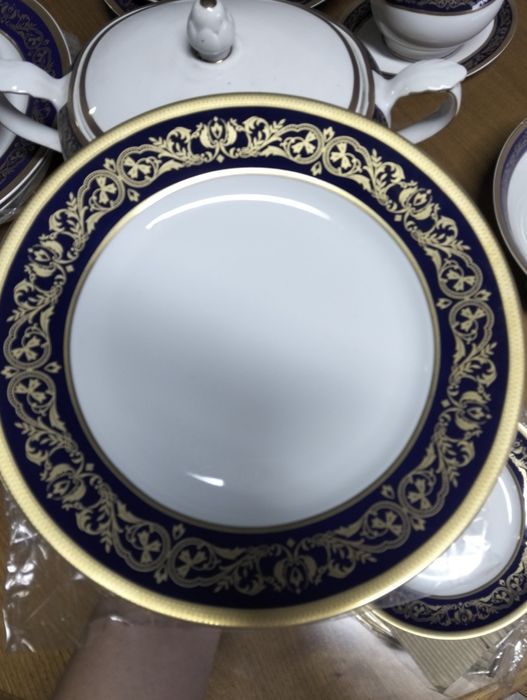Serviço jantar porcelana 70p.