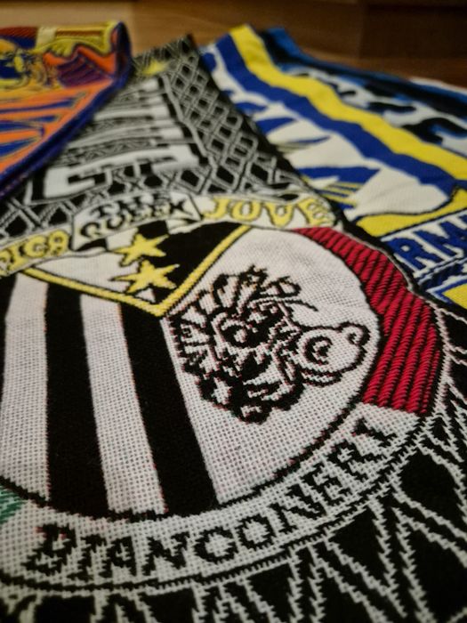 Coleção cachecóis futebol