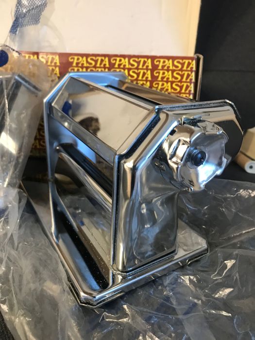 Ручний комбайн для виготовлення пасти( макарон)