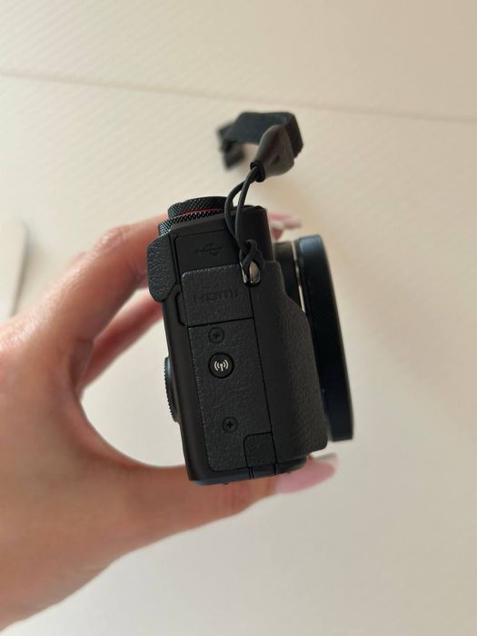 Aparat cyfrowy Canon powrrshot G7X mark II czarny kompaktowy