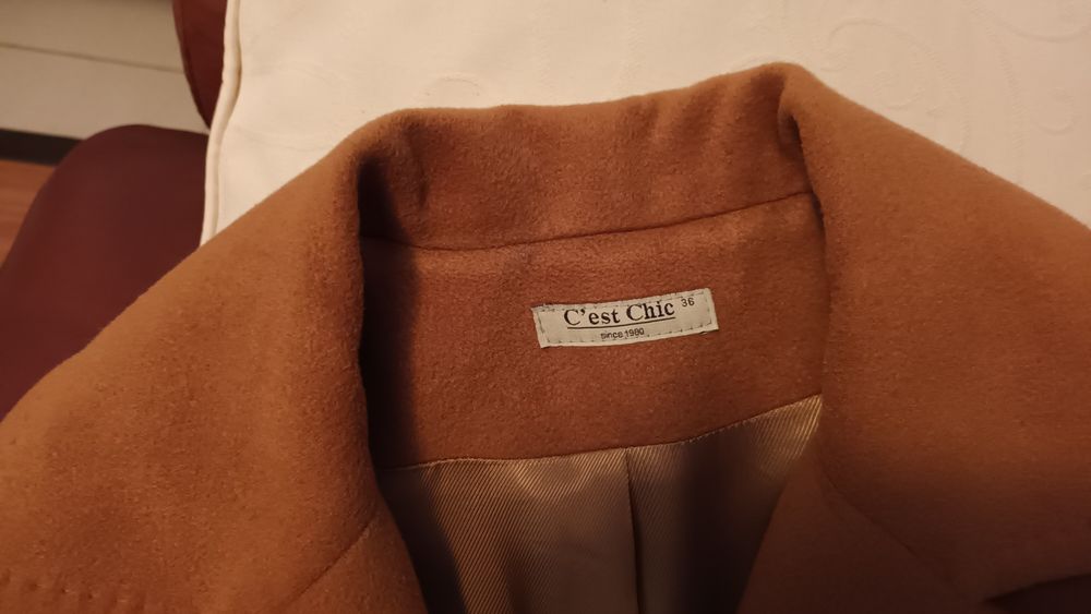 Casaco comprido camel