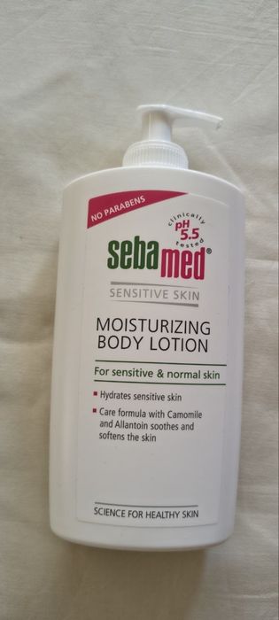 Лосьйон для тіла Sebamed Moisturizing Body Lotion 400 мл