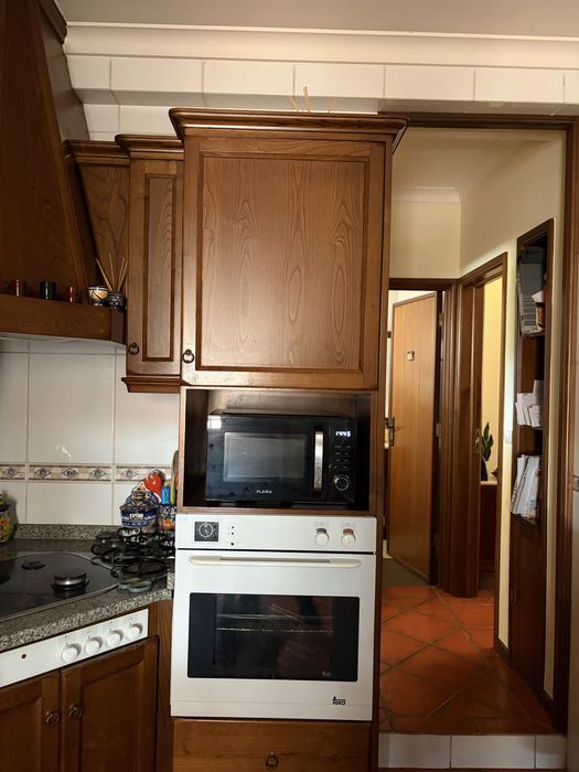 Cozinha completa. Não inclui eletrodomesticos