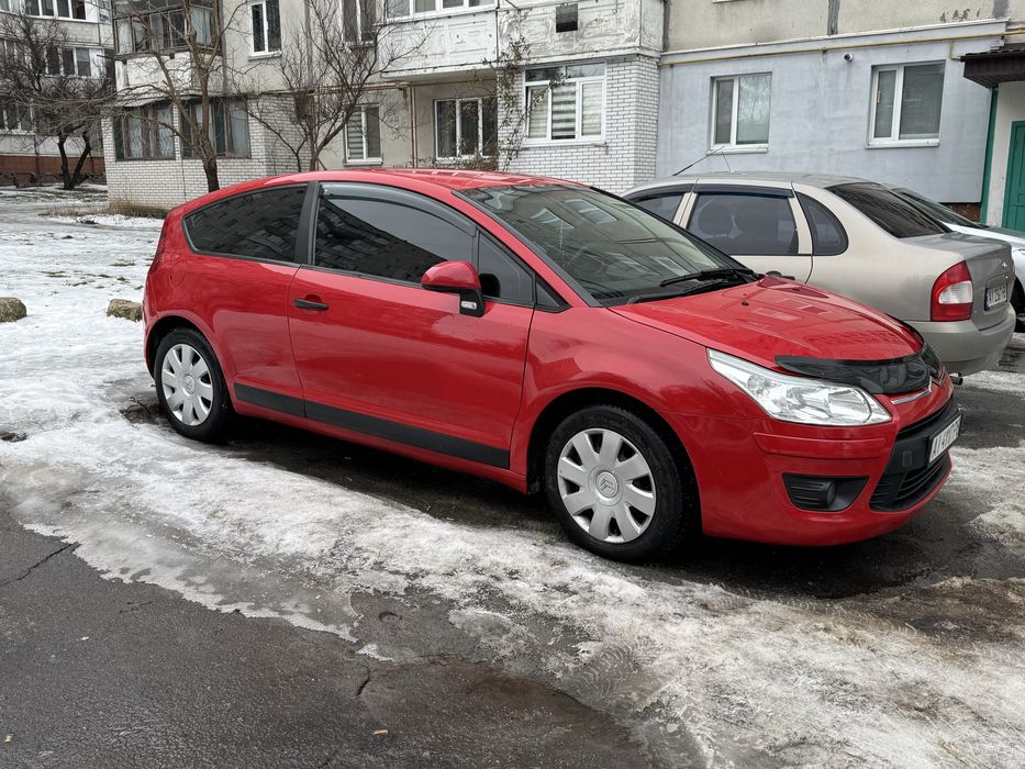 Продам автомобіль Citroen C4 2009