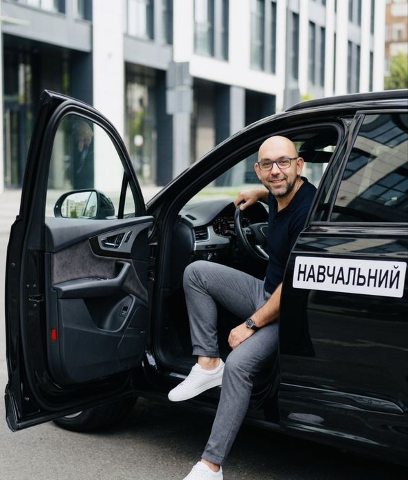 Автоинструктор Харьков . Обучение вождению.Вождение автомат и механика