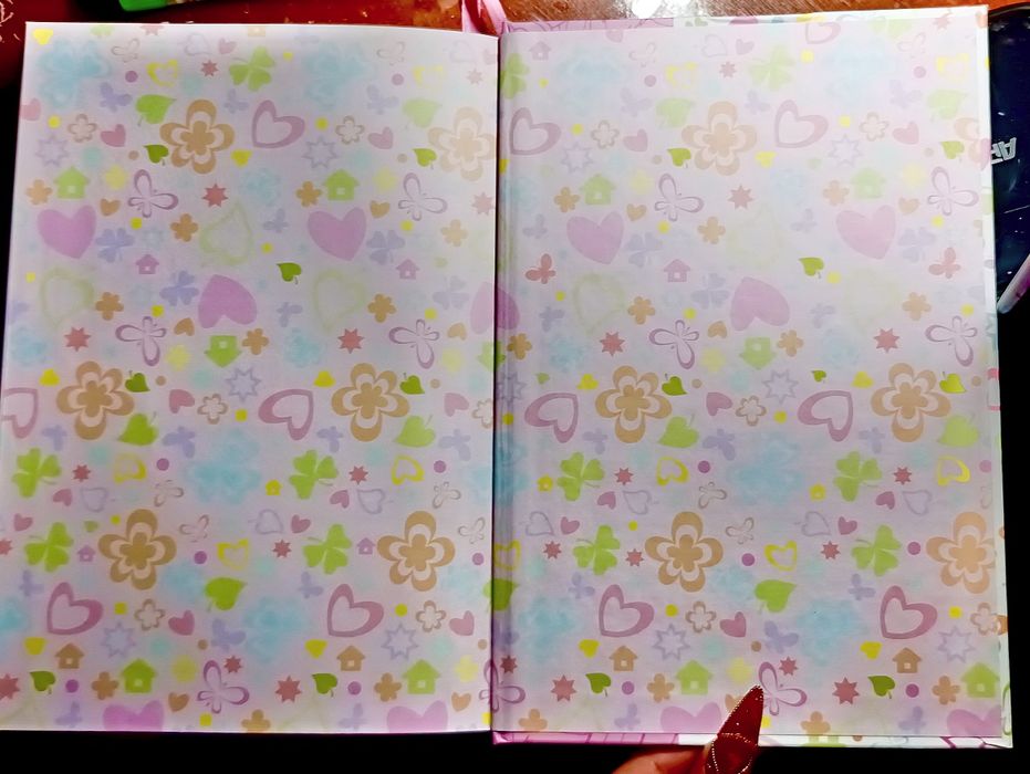 Книга "Дівчина на всі 100%"