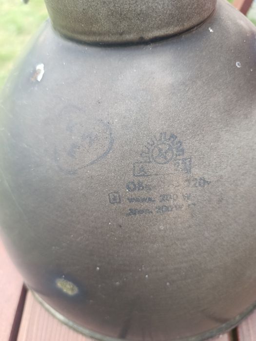 Stara lampa uliczna emaliowana PRL
