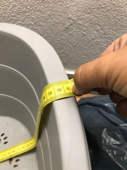 Cama de gato ou cão pequeno. Cinzento