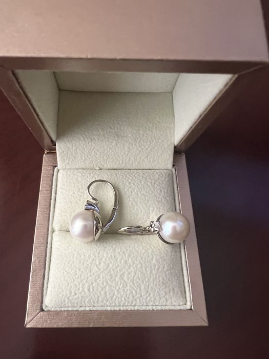 Серьги с бриллиантами и жемчугом