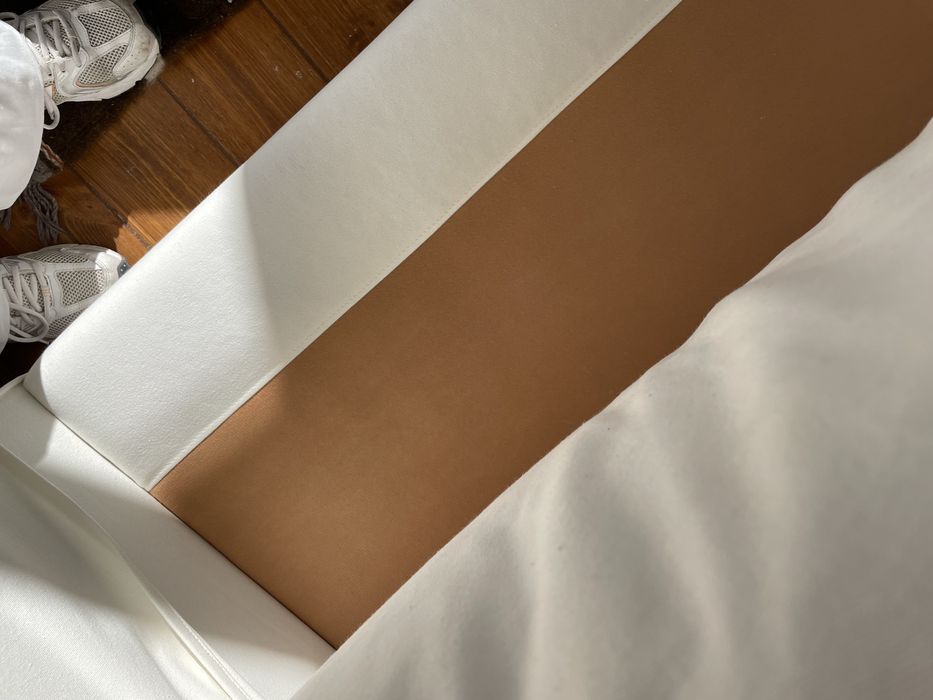 Sofá feito à medida de 3 lugares (222x94cm)