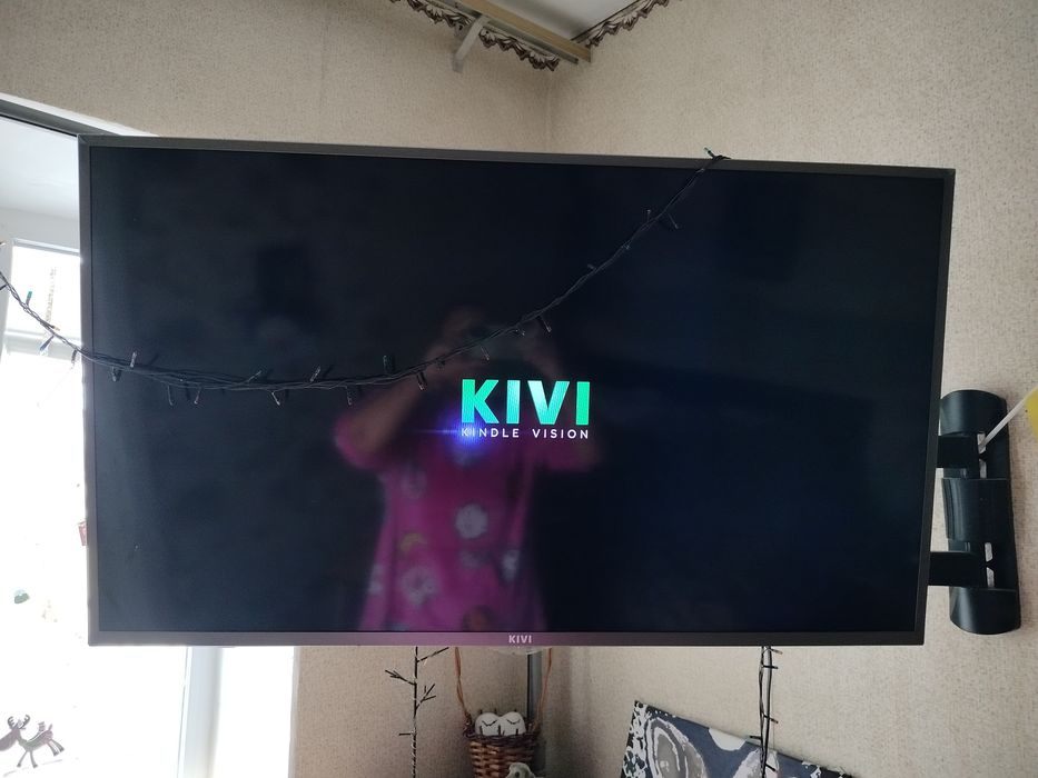 Телевізор KIVI під ремонт або на запчастини