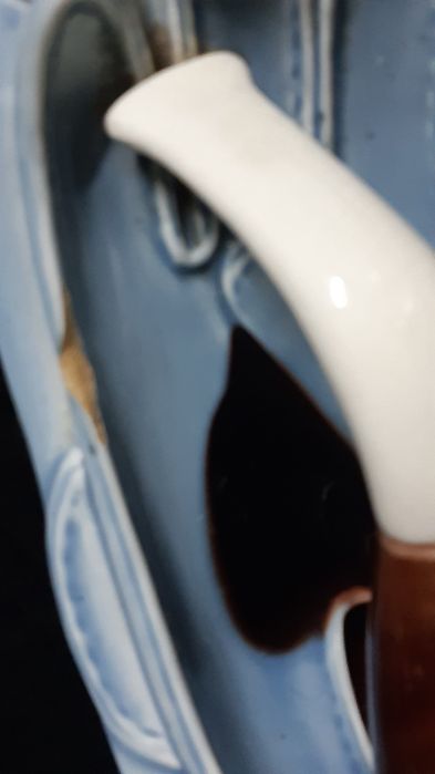 Peça em faiança Secla Caldas da Rainha