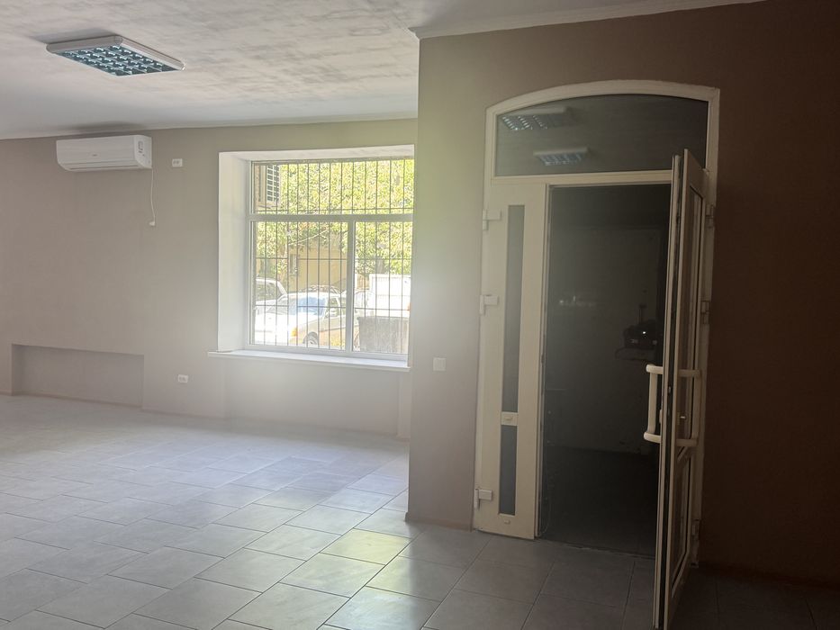 Продаж приміщення пр. Центальний