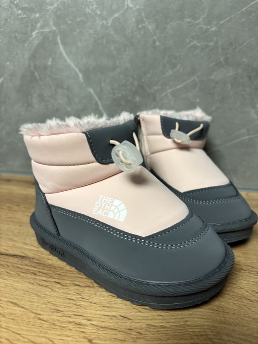 Зимові чобітки для дівчинки