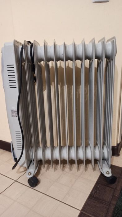 Обігрівач Calore HR-11F