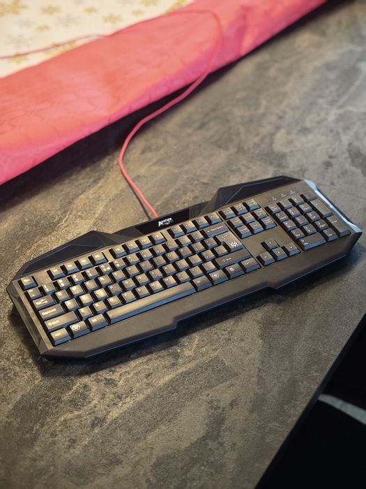 Klawiatura Gamingowa Defender Anger