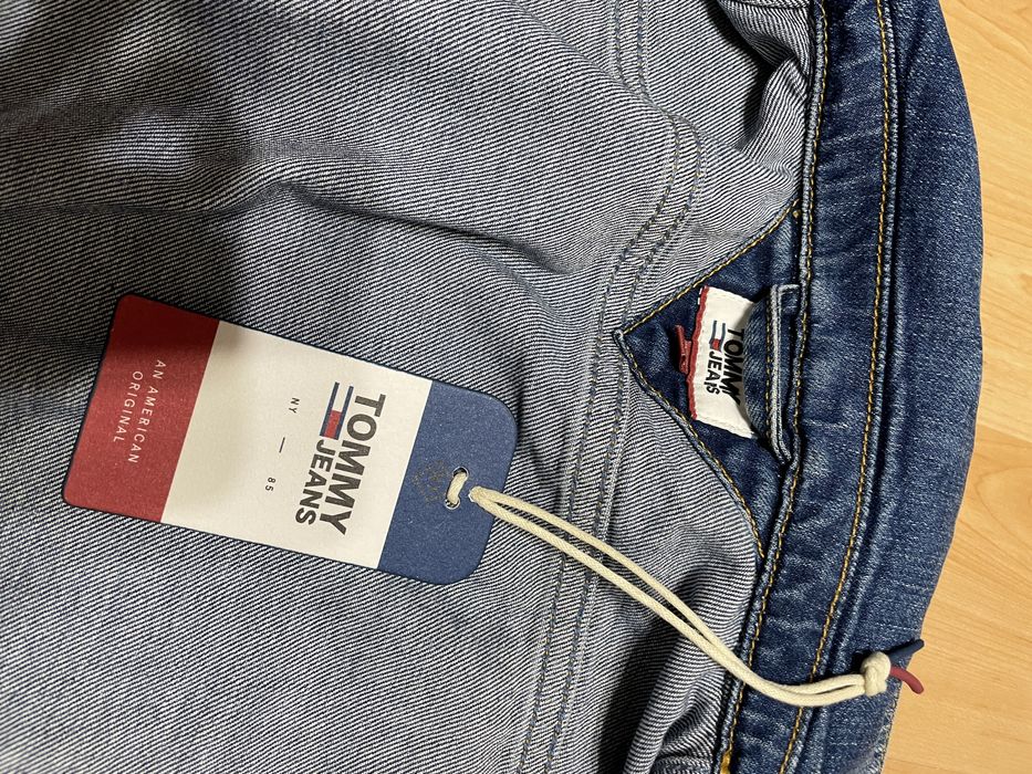 Orginalna kurtka jeansowa Tommy Jeans Vivianne Xs/S