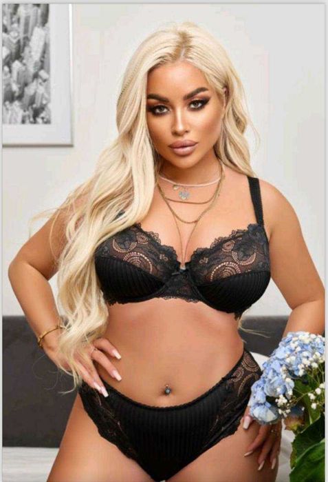 Женский черный комплект белья