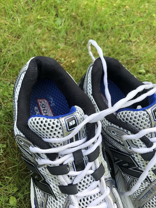 Buty sportowe new balance  1906
