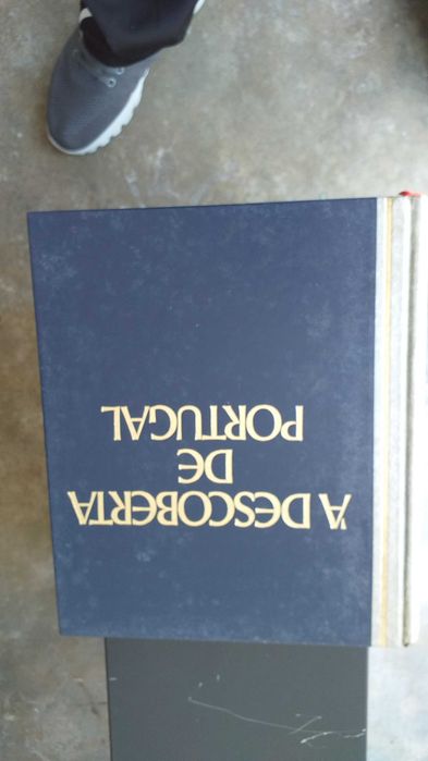 Livro Á descoberta de Portugal