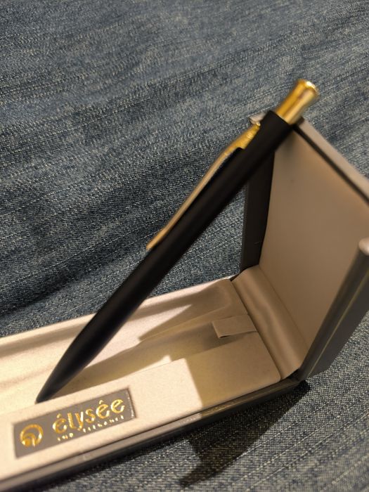 Caneta Elysée anos 90