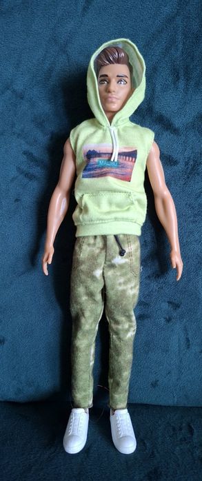 Ken w sportowym ubraniu