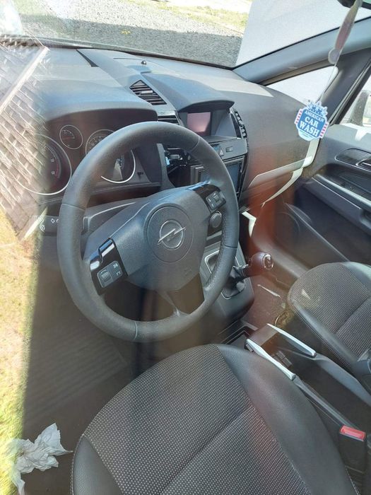 запчастини опель зафіра б opel zafira b розбірка капот крила двері