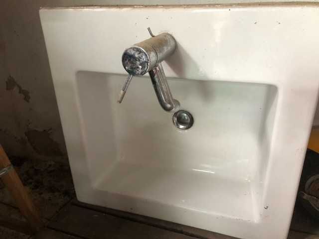 Lavatorio de casa de banho