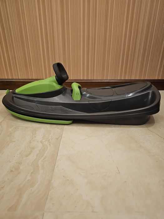 Керовані санки снігокат з кермом та  гальмом Stratos Bobsley