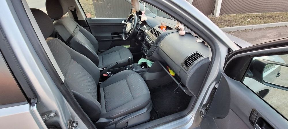 Volkswagen POLO 1.2
