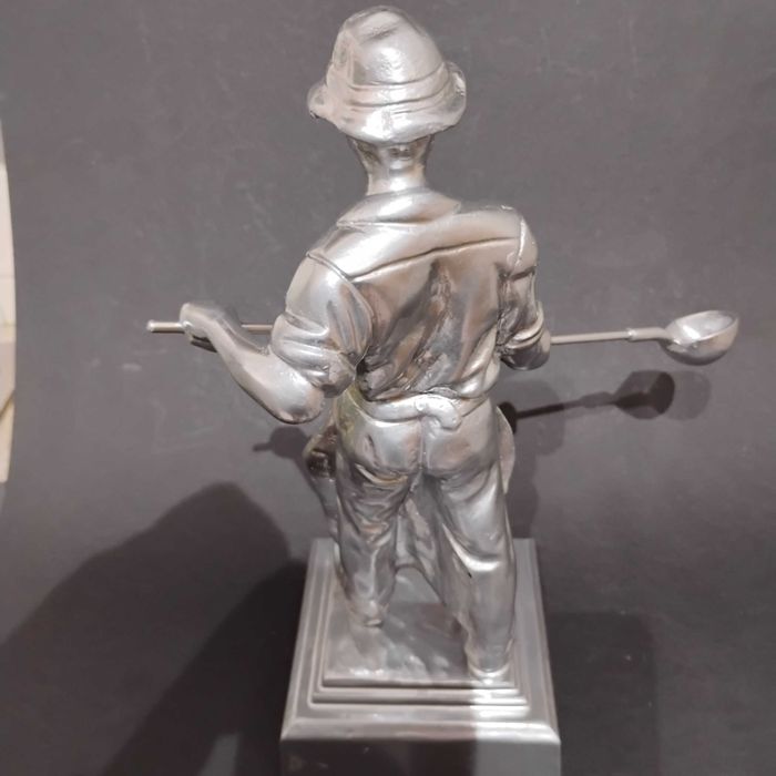 figura Hutnik/ odlewnik /