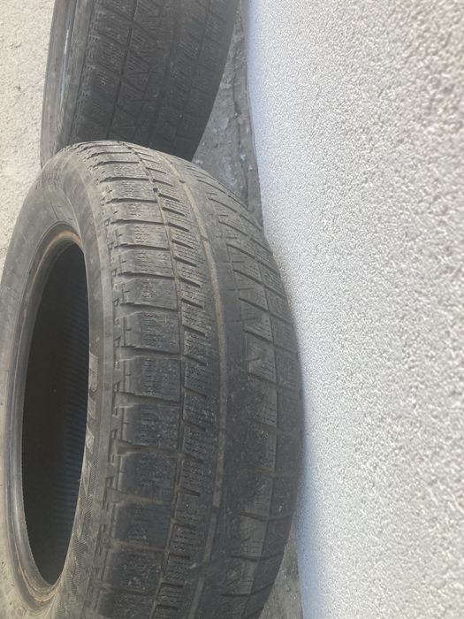 Шини зима 185/65 r15 комплект.