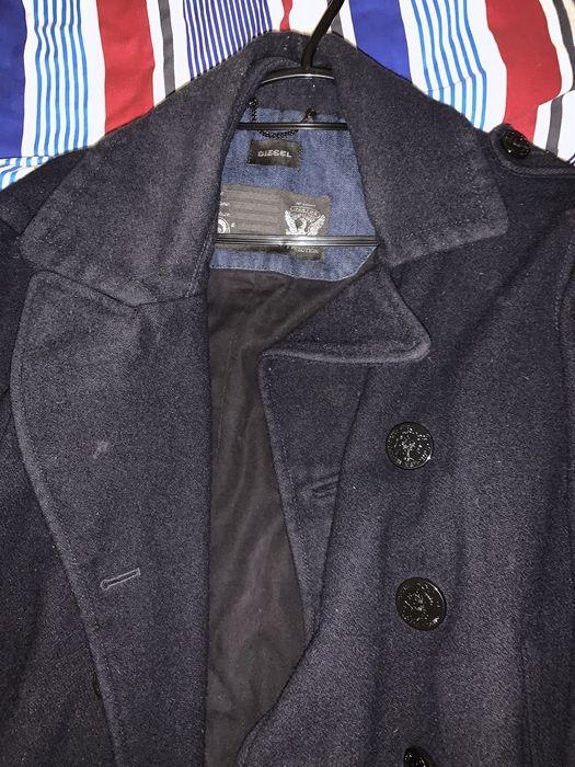 Roupa semi nova usada uma vez