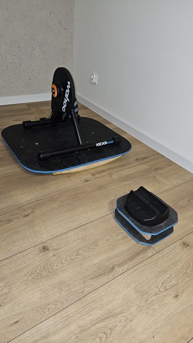 Platforma Rocker Plate, podstawa pod trenażer