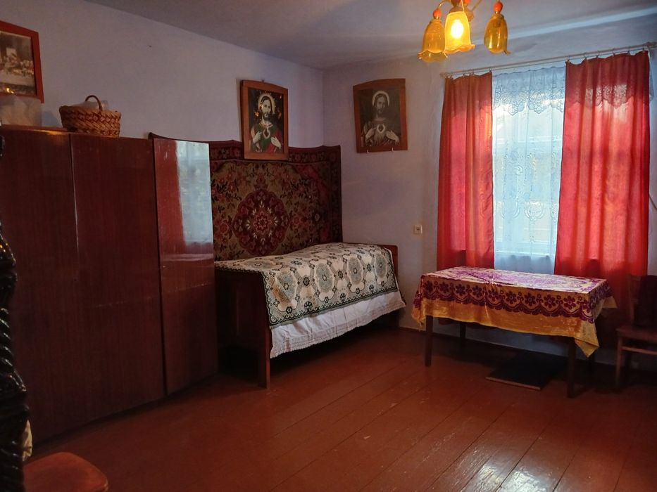 Продам дачний будинок