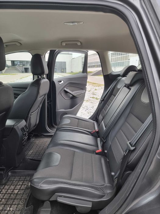 Ford Kuga MK2 - dynamiczny, rodzinny SUV